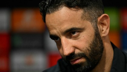 阿莫林距离下课还有多远？门将烂到根却不换，高层神操作何时休