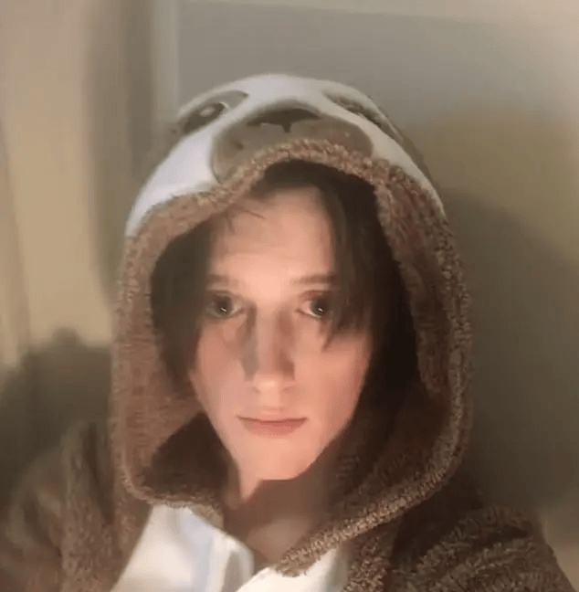 柯克案枪手邻居:两周前见过枪手及其跨性别伴侣